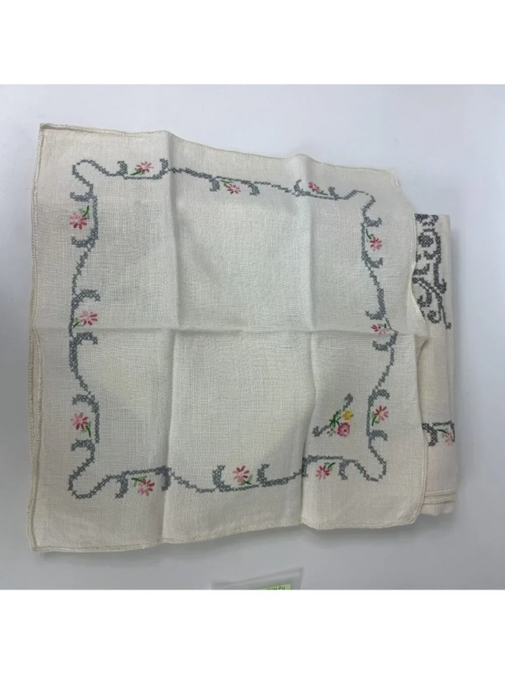 Vintage Cross Stitch Embroidery Floral Handmade Tablecloth With 5 Matching Napki
